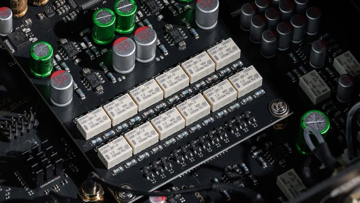 Eversolo DAC-Z10 interno